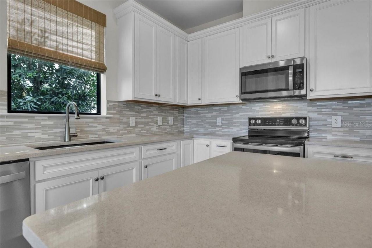 16317 Pine Mist Drive, Lakewood Ranch, FL 34211 Photo