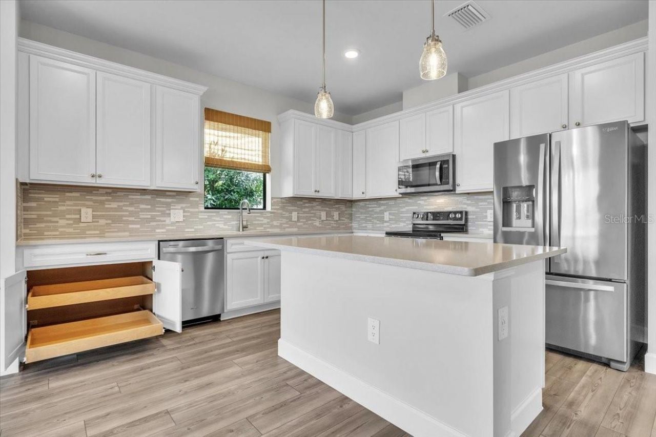 16317 Pine Mist Drive, Lakewood Ranch, FL 34211 Photo