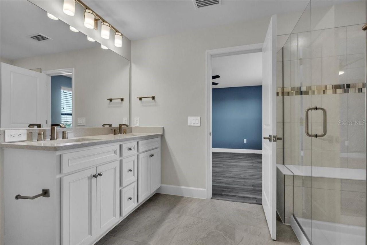 16317 Pine Mist Drive, Lakewood Ranch, FL 34211 Photo