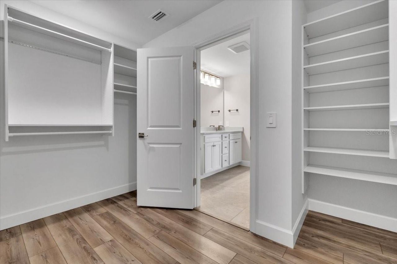 16317 Pine Mist Drive, Lakewood Ranch, FL 34211 Photo