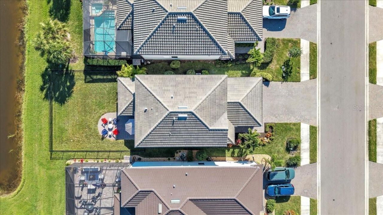 16317 Pine Mist Drive, Lakewood Ranch, FL 34211 Photo