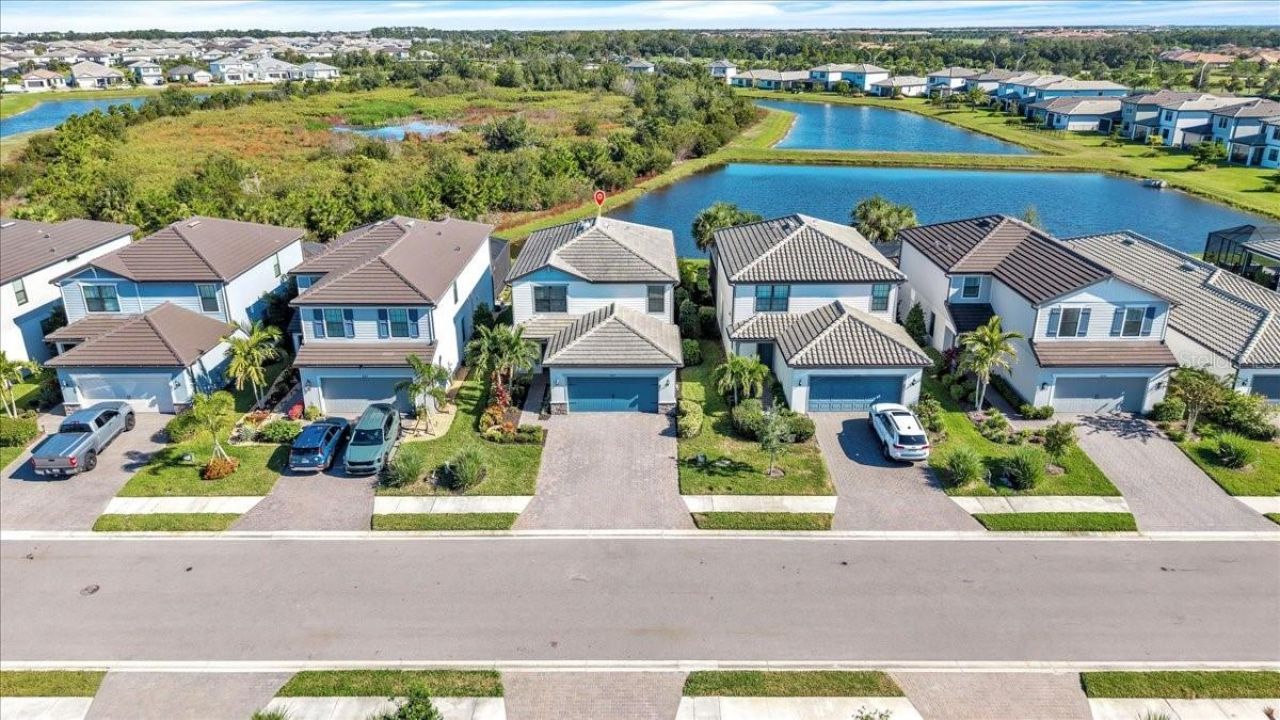 16317 Pine Mist Drive, Lakewood Ranch, FL 34211 Photo