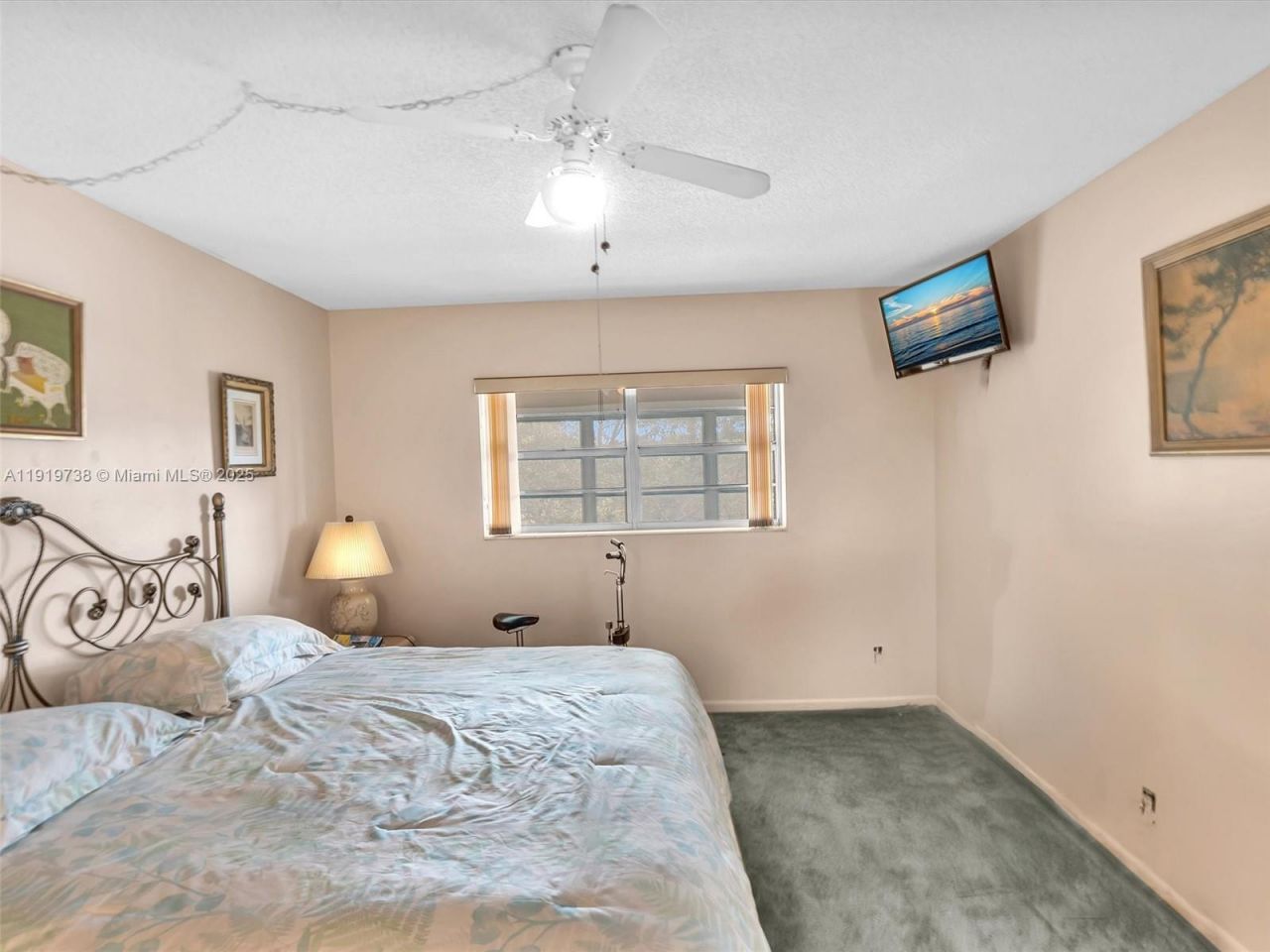 5102 NW 36th St, Unit 607, Lauderdale Lakes, FL 33319 Photo