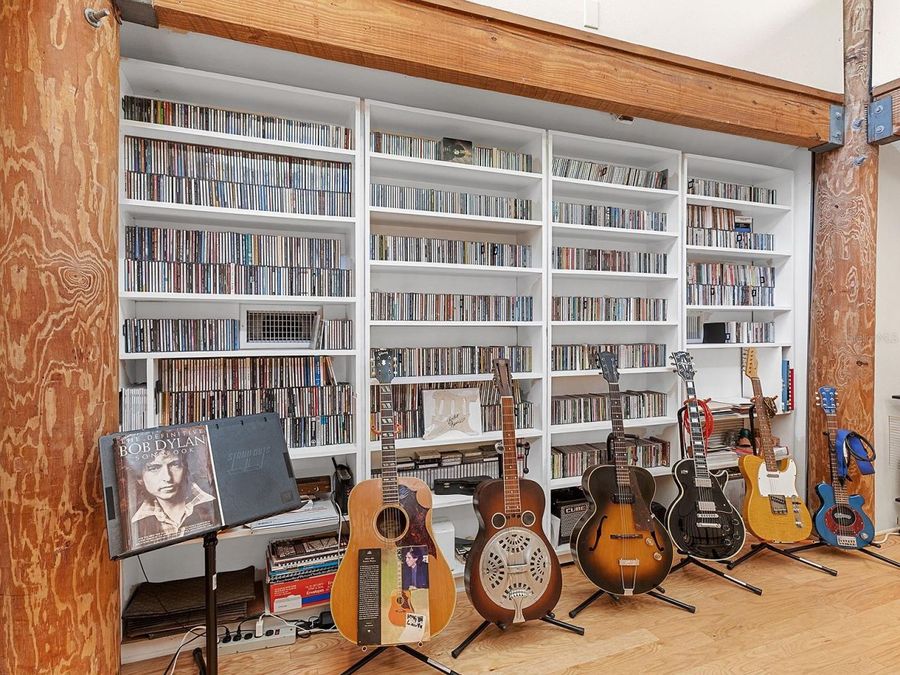 Property Image 32