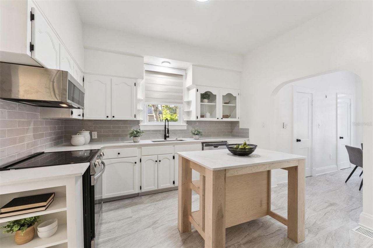 803 E Harwood Street, Orlando, FL 32803 Photo