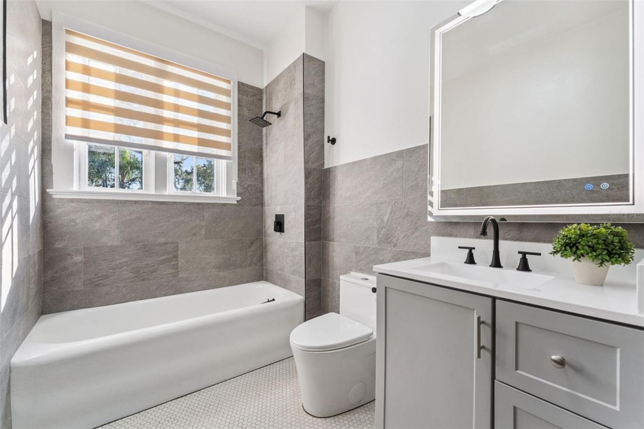 803 E Harwood Street, Orlando, FL 32803 Photo