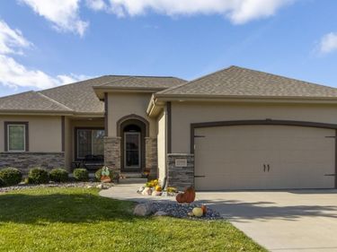 10908 S 175th Avenue, Omaha, NE 68136