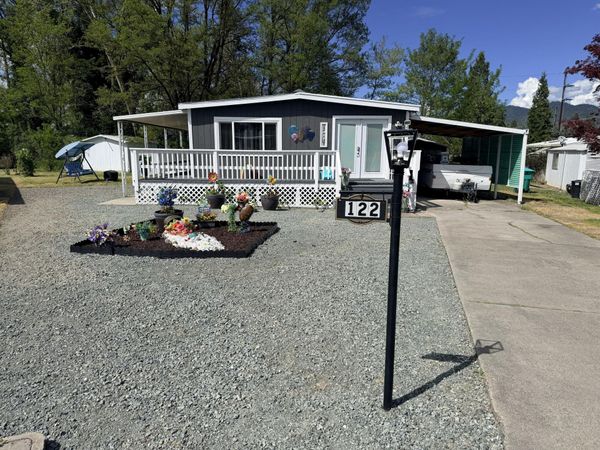122 Parkdale Circle, Grants Pass, OR 97527