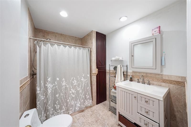 500 NW 120th Street, Miami, FL 33168 Photo