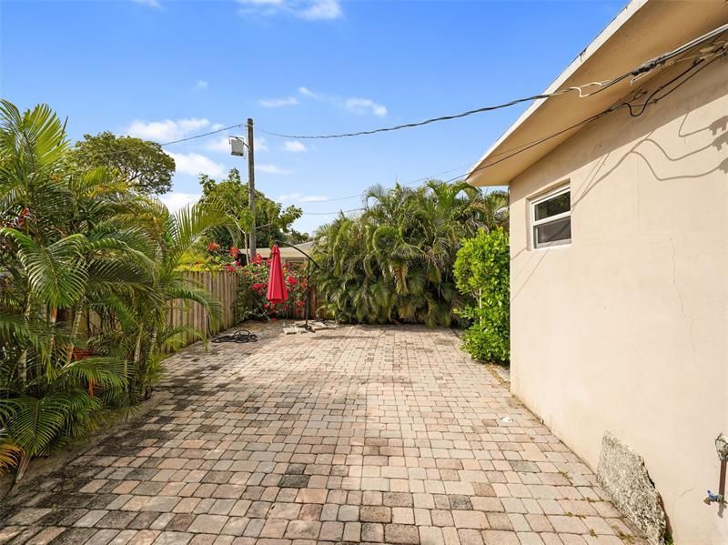 500 NW 120th Street, Miami, FL 33168 Photo