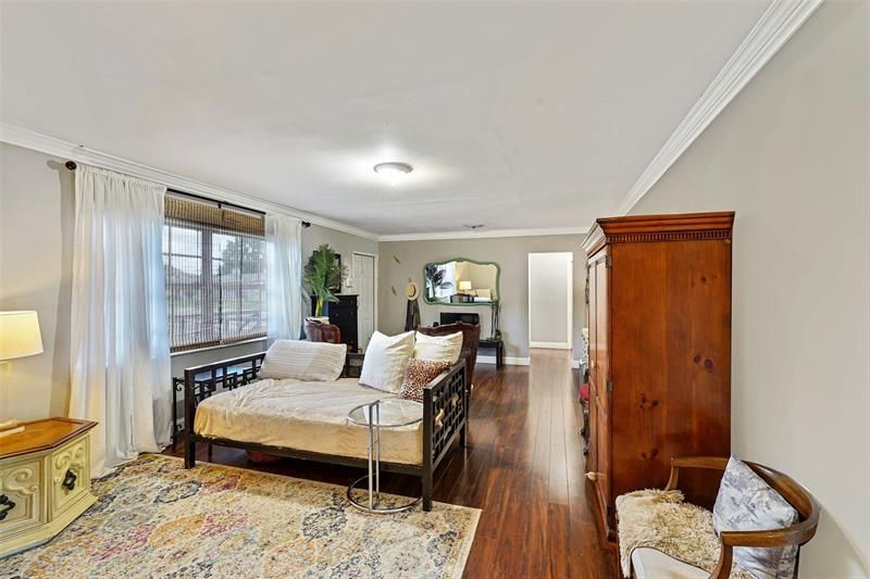 500 NW 120th Street, Miami, FL 33168 Photo