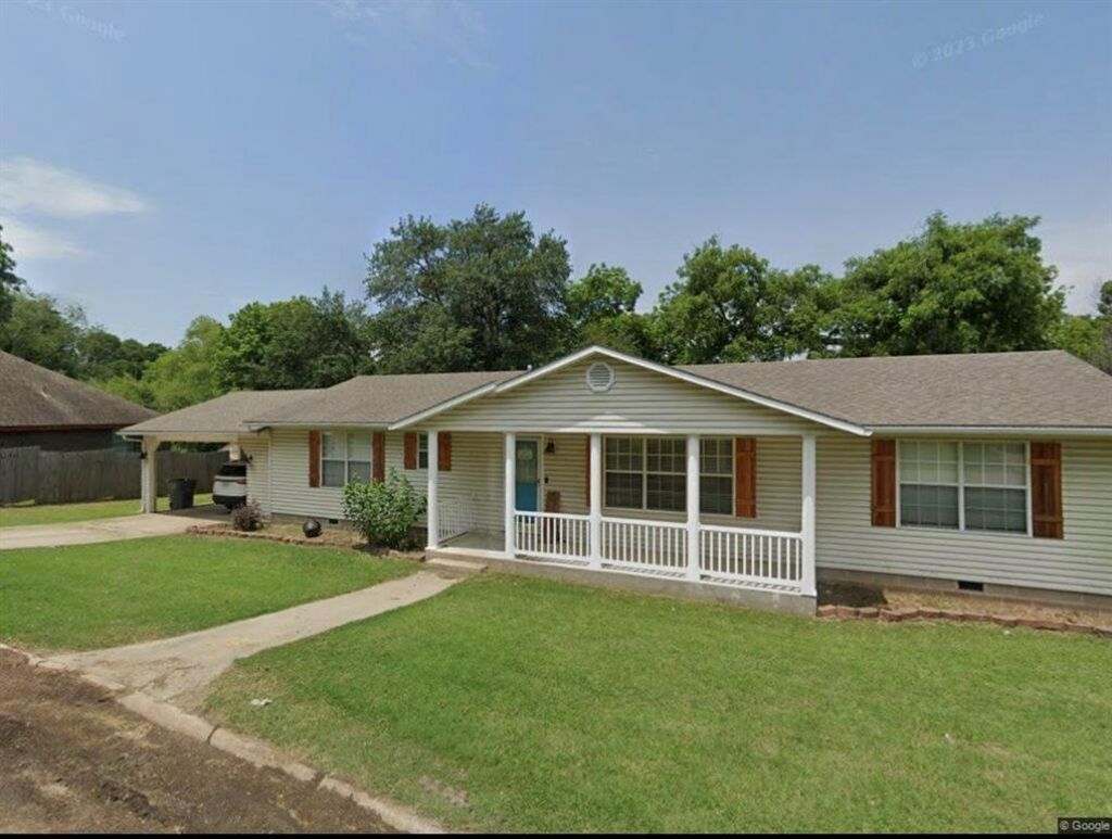 15 Tedford Way, Wewoka, OK 74884 Main Photo