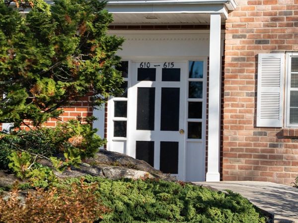 614 Woodland Hills Road, White Plains, NY 10603