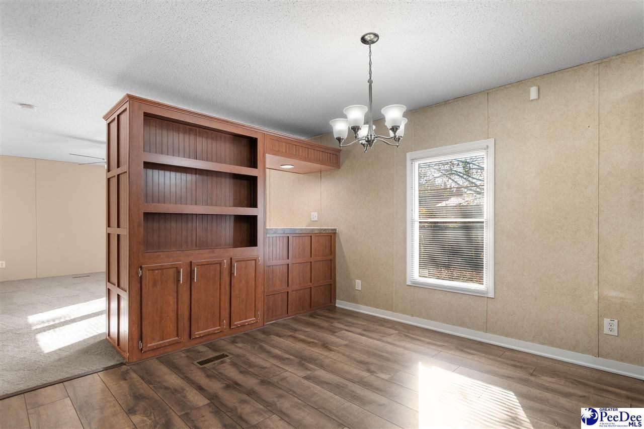 235 Rolling Creek Photo 12