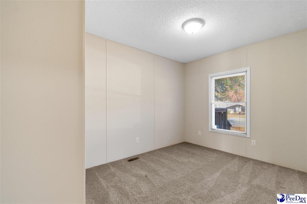 235 Rolling Creek Photo 16