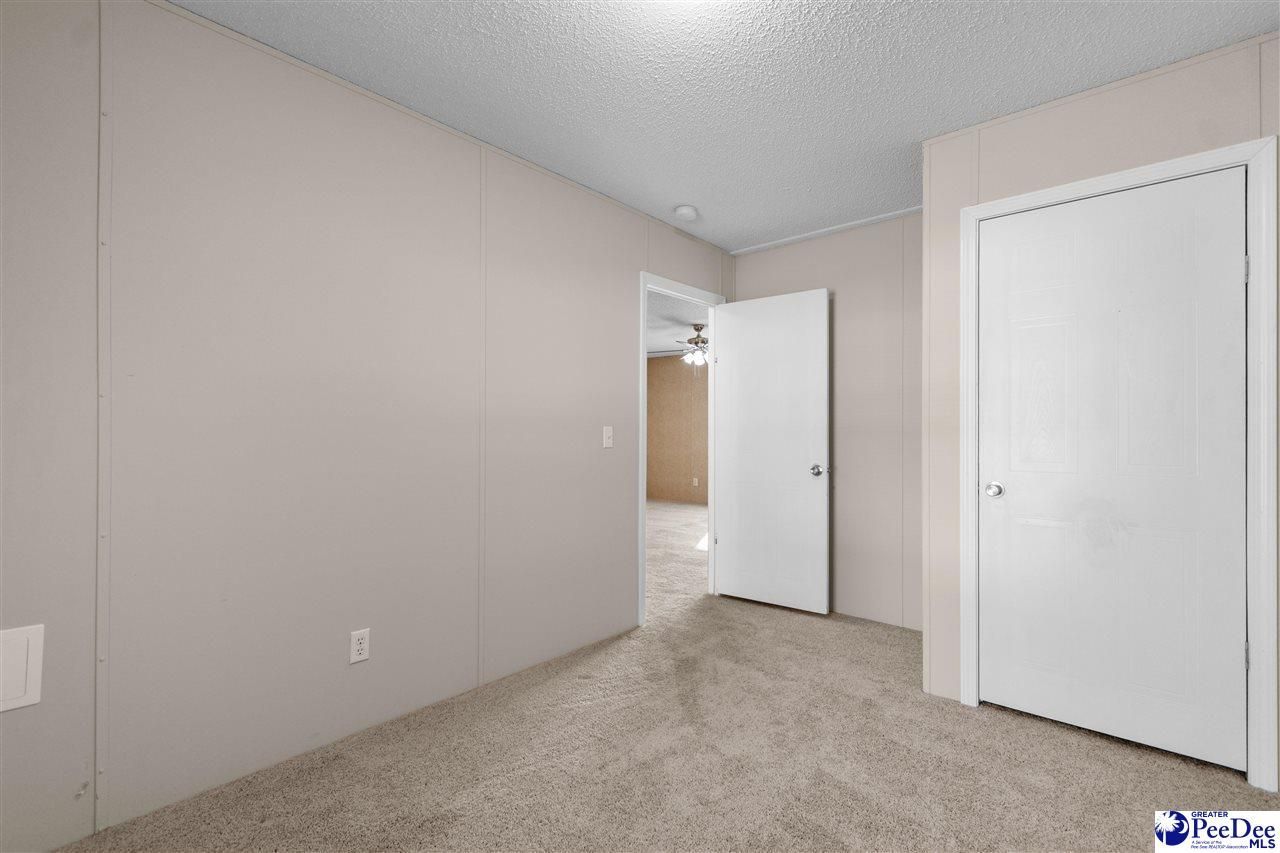 235 Rolling Creek Photo 17