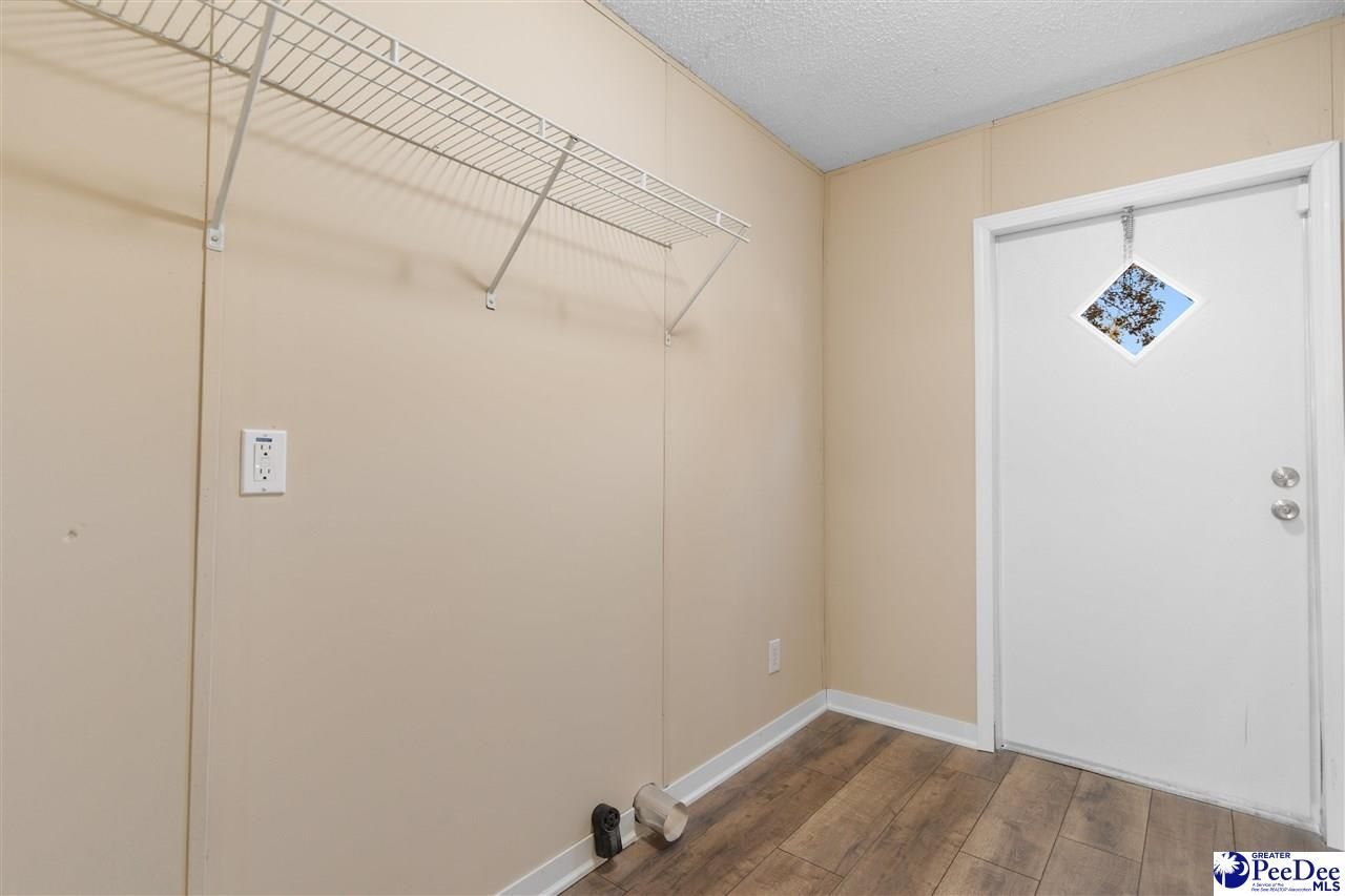 235 Rolling Creek Photo 23