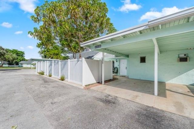 9302 SW 5th Street, Unit B, Boca Raton, FL 33428 Photo