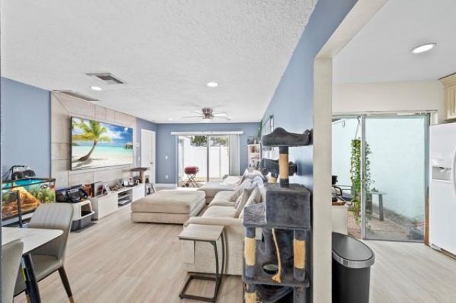 9302 SW 5th Street, Unit B, Boca Raton, FL 33428 Photo