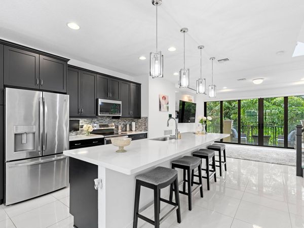 614 Windward Circle S, Boynton Beach, FL 33435