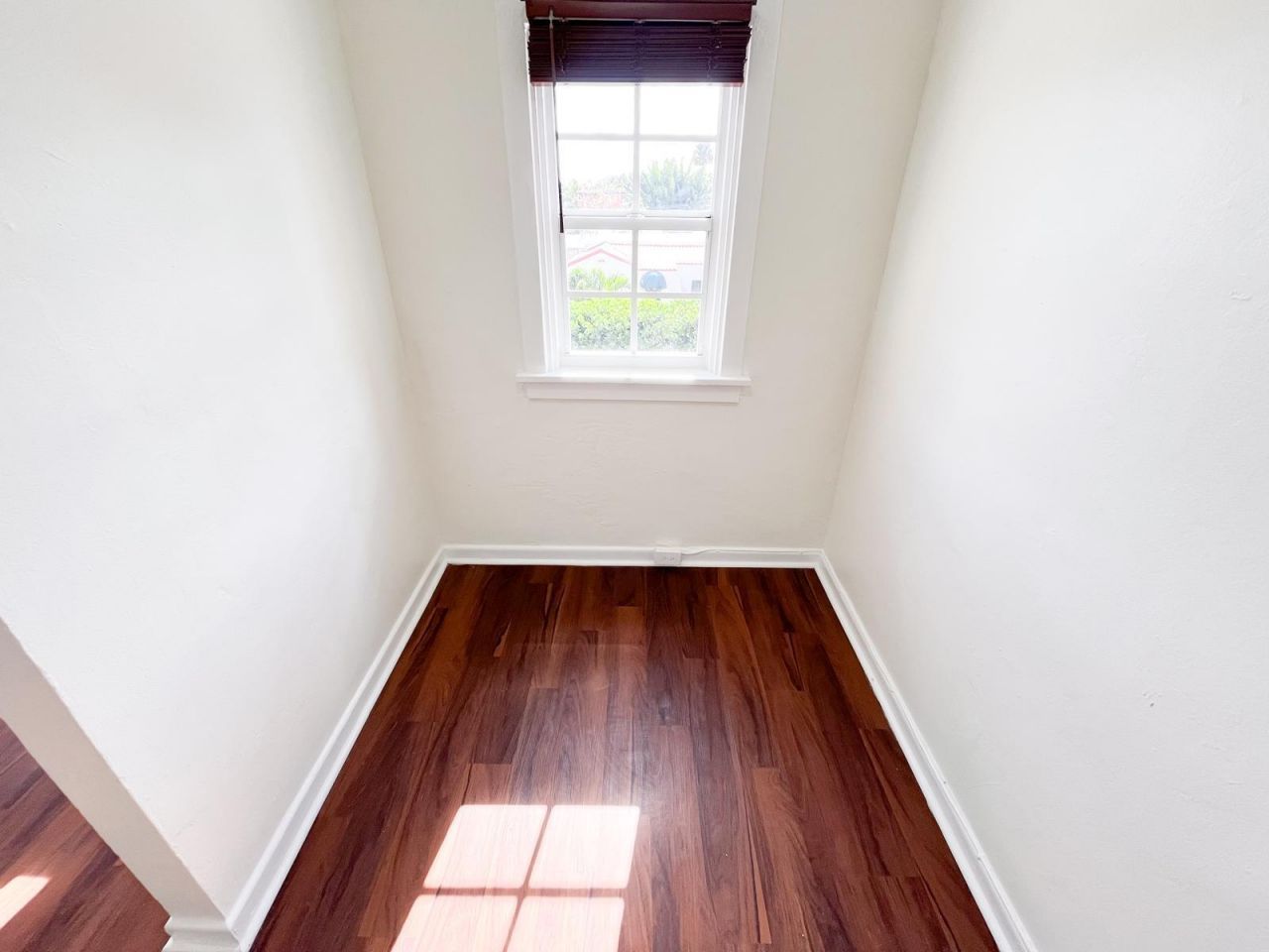 623 Park Place, Unit 19, West Palm Beach, FL 33401 Photo