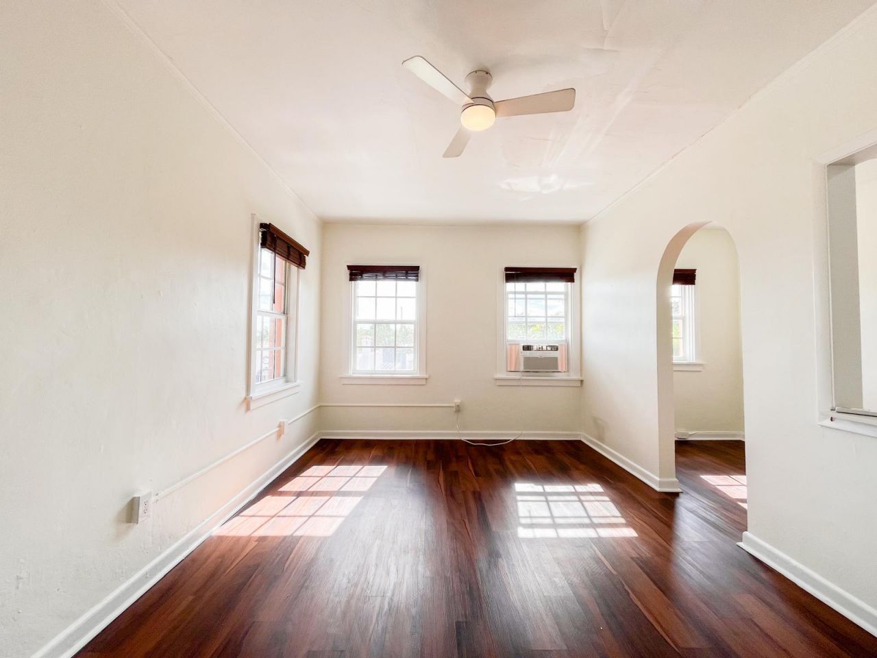 623 Park Place, Unit 19, West Palm Beach, FL 33401 Photo