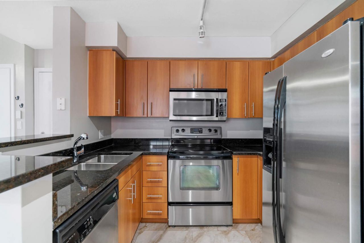 1055 Crystal Way, Unit J, Delray Beach, FL 33444 Photo