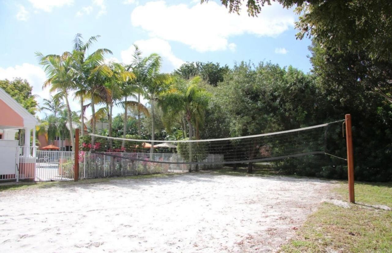 1055 Crystal Way, Unit J, Delray Beach, FL 33444 Photo