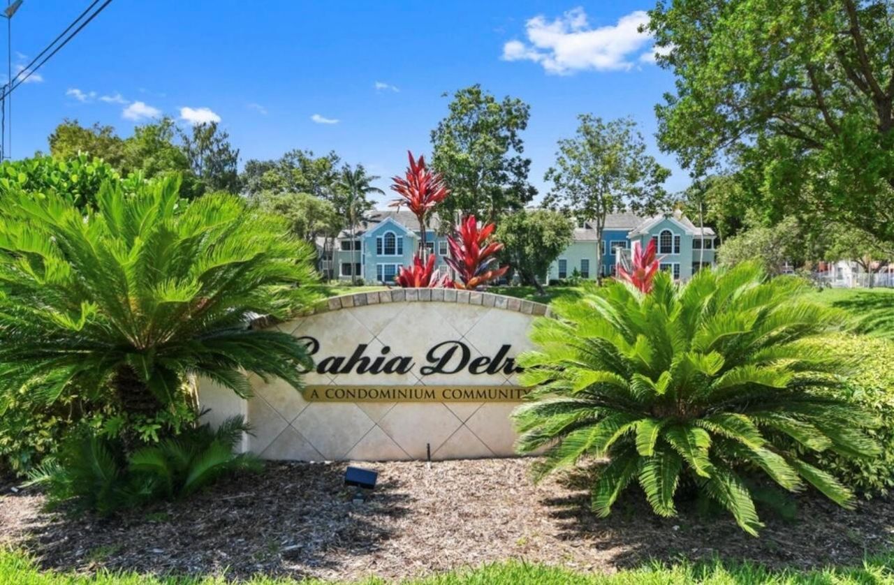 1055 Crystal Way, Unit J, Delray Beach, FL 33444 Photo