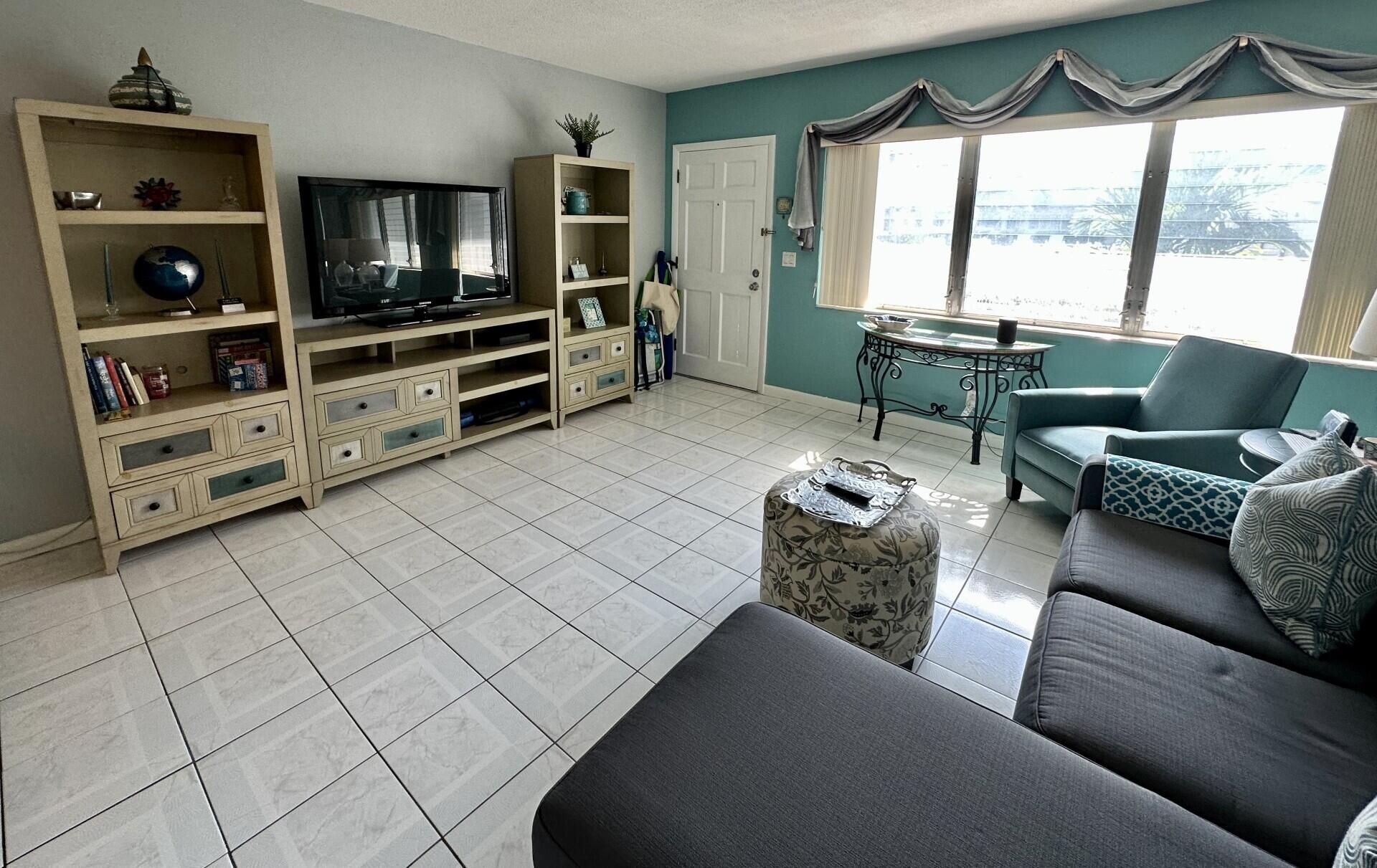 1001 NE 8th Avenue, Unit 102, Delray Beach, FL 33483 Photo