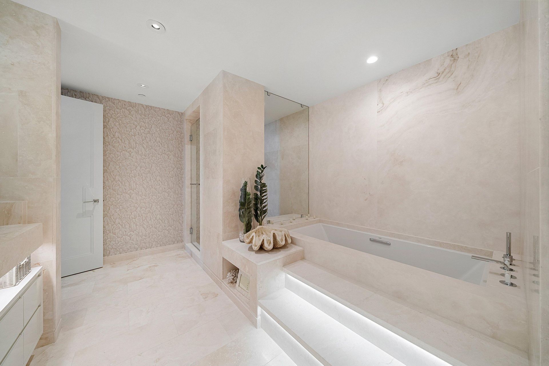 3550 S Ocean Boulevard, Unit 7c, South Palm Beach, FL 33480 Photo