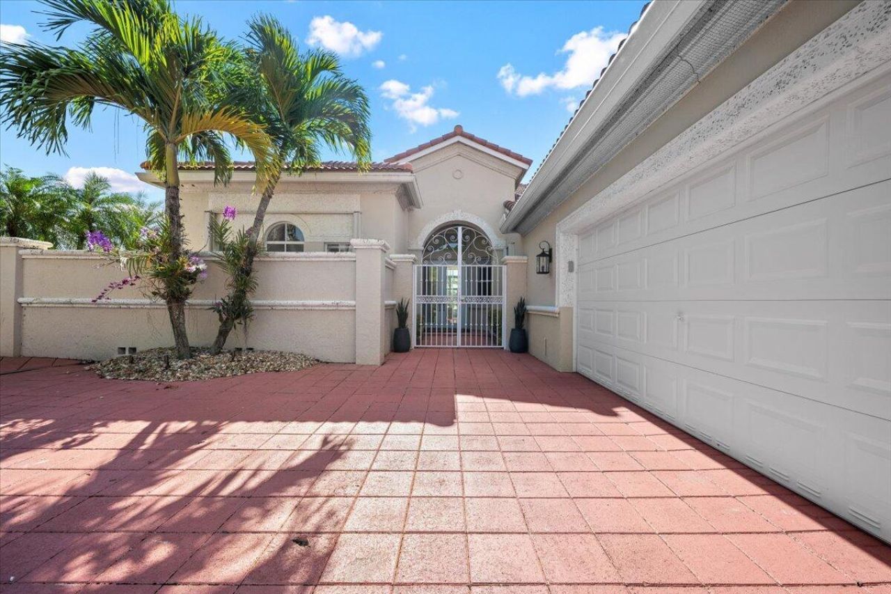 7557 Preserve Drive, West Palm Beach, FL 33412 Photo