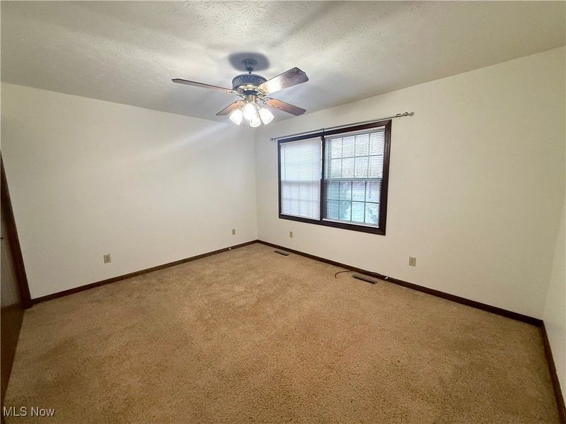 7620 Thompson Sharpsville Road NE, Burghill, OH 44404 Photo 12