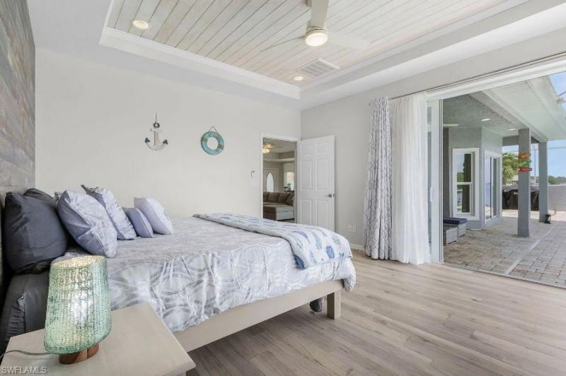 4885 E Riverside Dr, Fort Myers, FL 33905 Photo