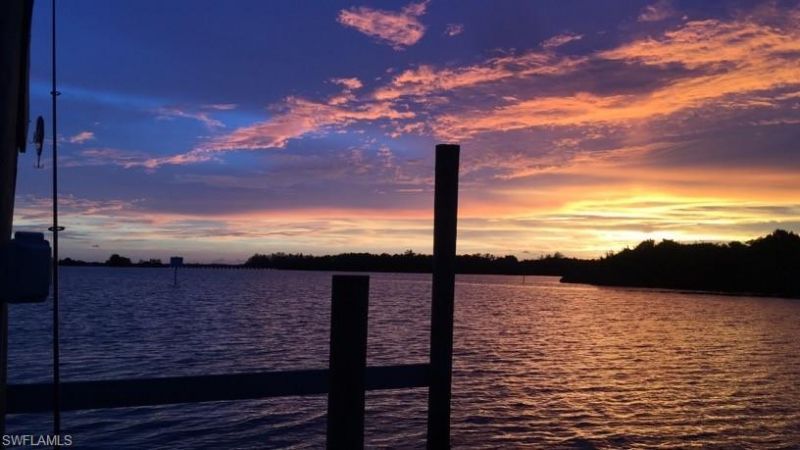 4885 E Riverside Dr, Fort Myers, FL 33905 Photo