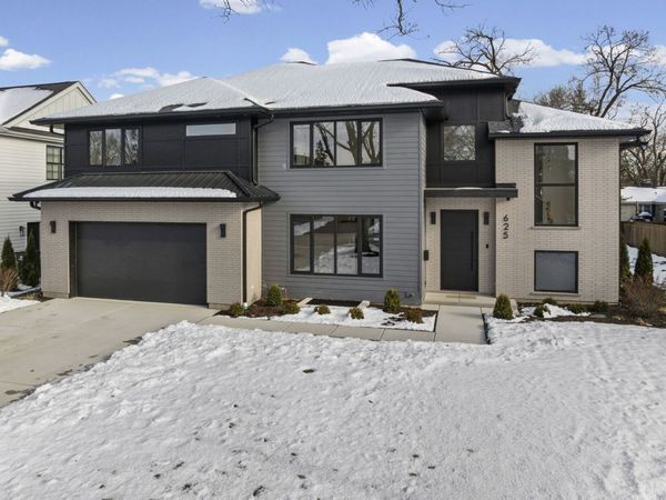 625 Wissing Lane, Glenview, IL 60025