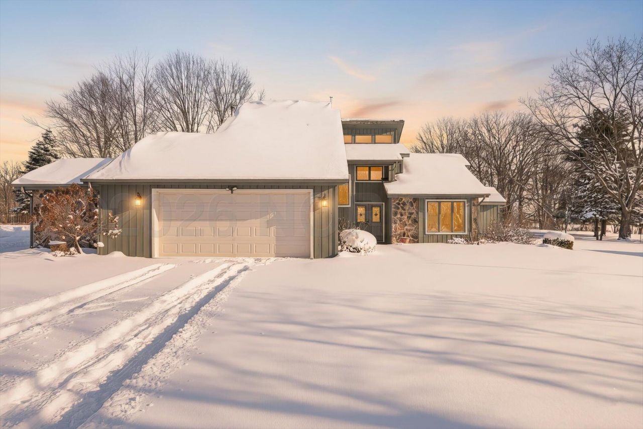 222 Lakeview Drive, Bryan, OH 43506 Main Photo