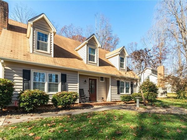 438 Valleymeade Drive, Kernersville, NC 27284