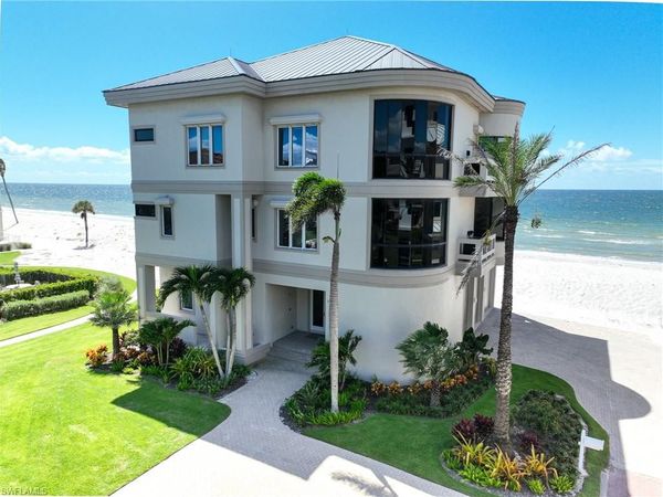 110 Saint Eustacius LN, BONITA SPRINGS, FL 34134