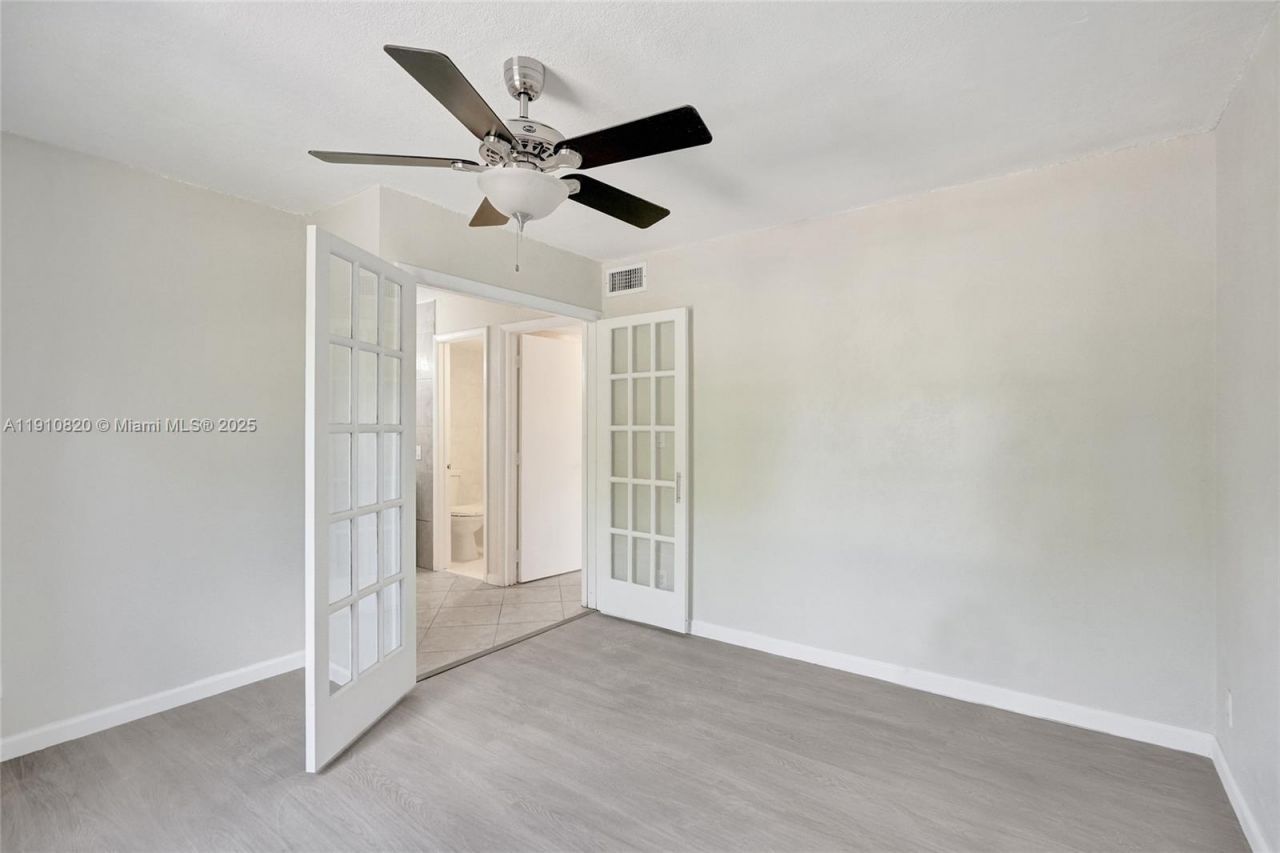 4220 NW 21st St, Unit 206, Lauderhill, FL 33313 Photo