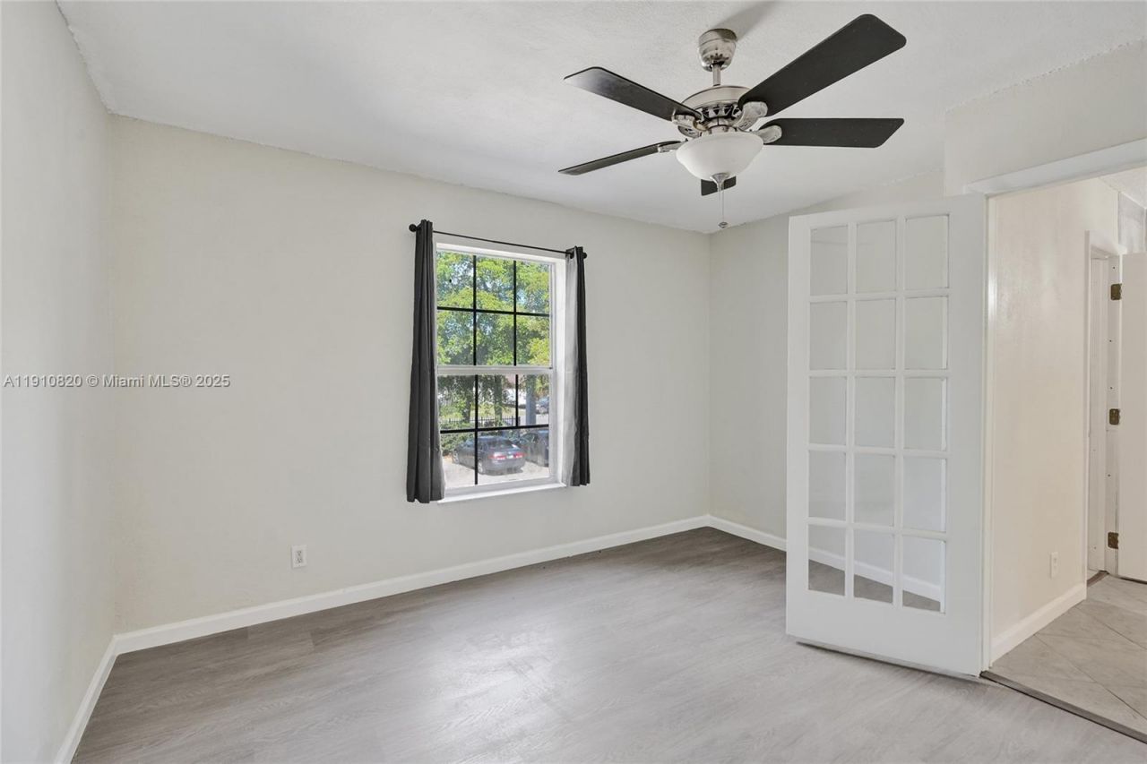 4220 NW 21st St, Unit 206, Lauderhill, FL 33313 Photo