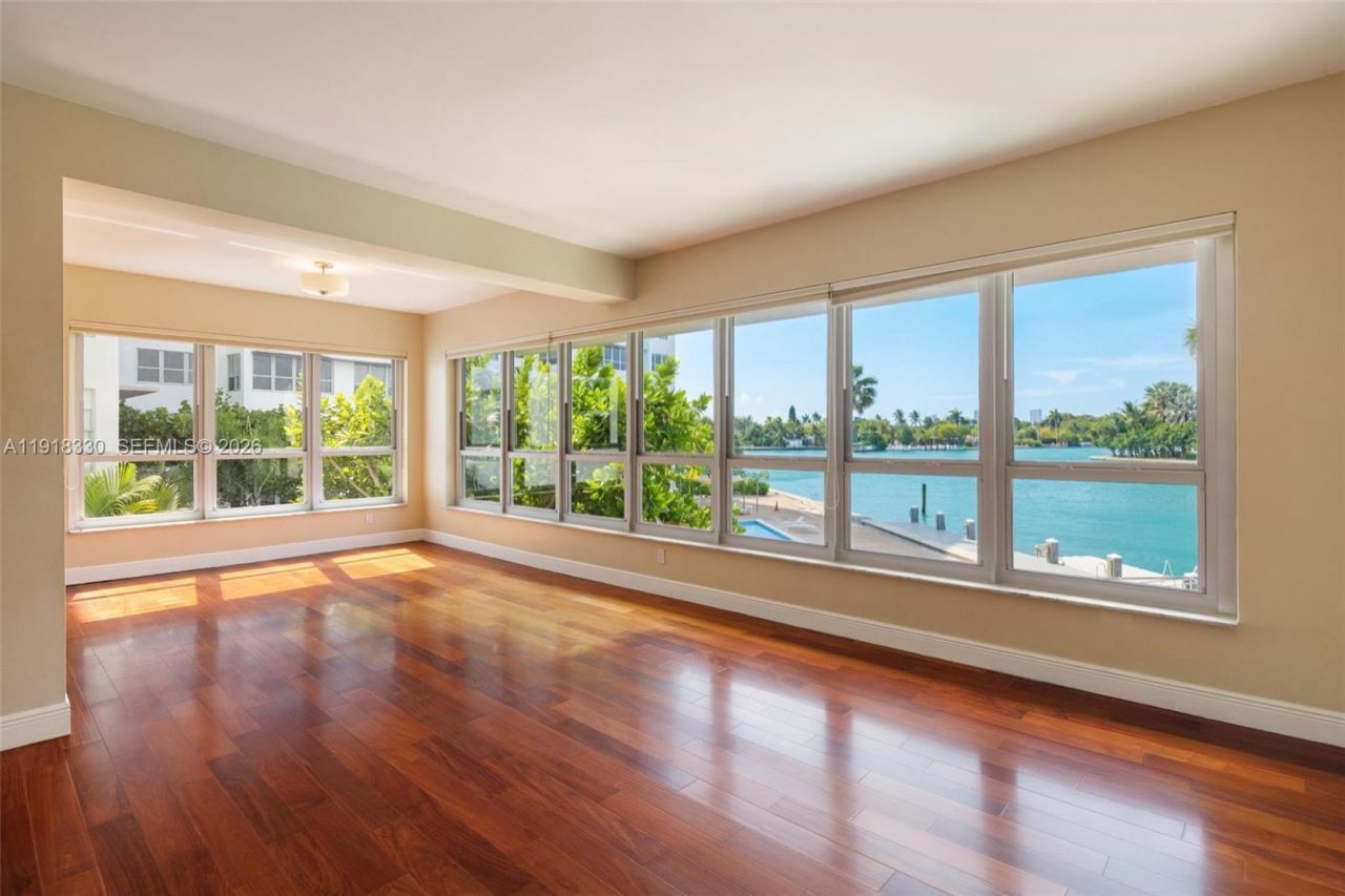 9102 W Bay Harbor Dr, Unit 2-DW, Bay Harbor Islands, FL 33154 Photo