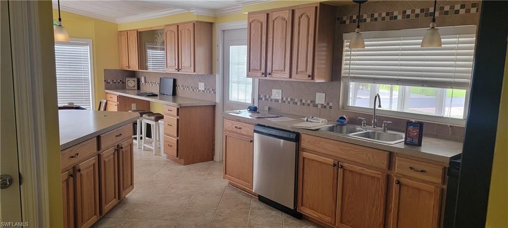 4700 Tahiti Dr, Bonita Springs, FL 34134 Photo