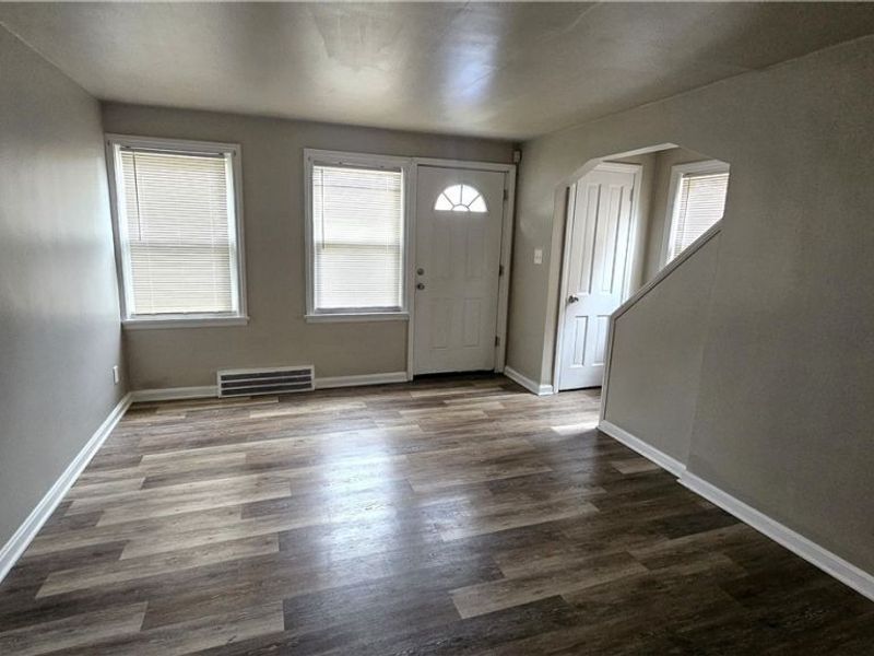 5736 South Boulevard, Maple Heights, OH 44137 Photo 9