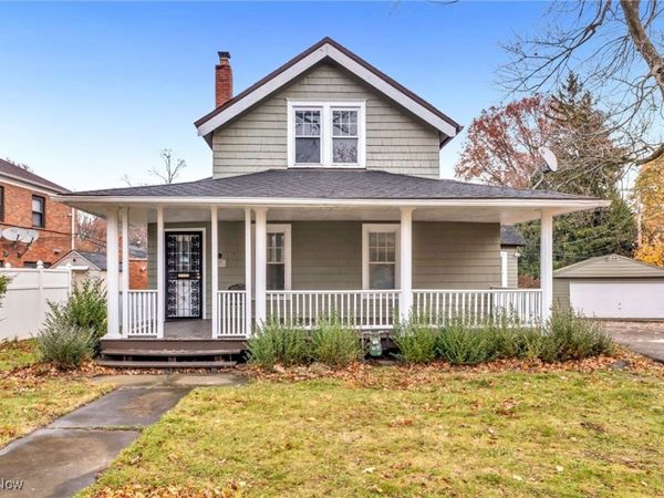 2751 Noble Road, Cleveland Heights, OH 44121