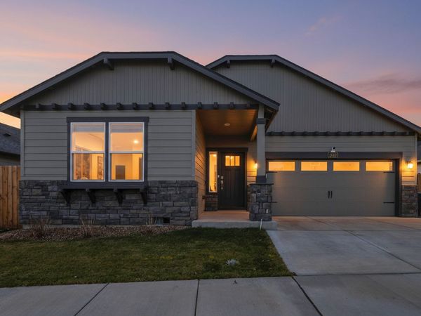 2346 NW Teak Place, Redmond, OR 97756