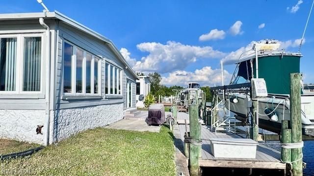 5545 Sir Walter Way, North Fort Myers, FL 33917 Photo