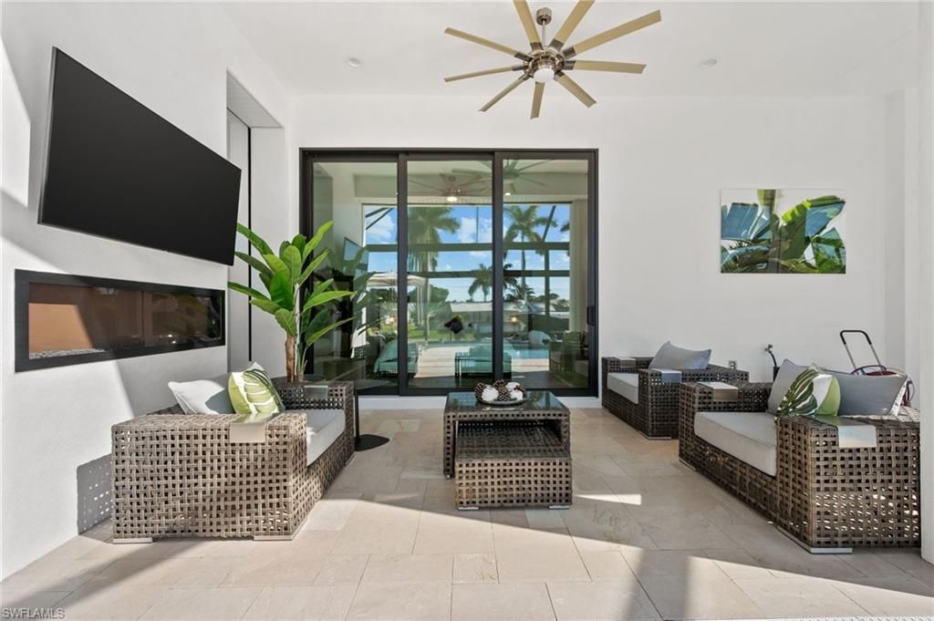 5324 Mayfair Ct, Cape Coral, FL 33904 Photo