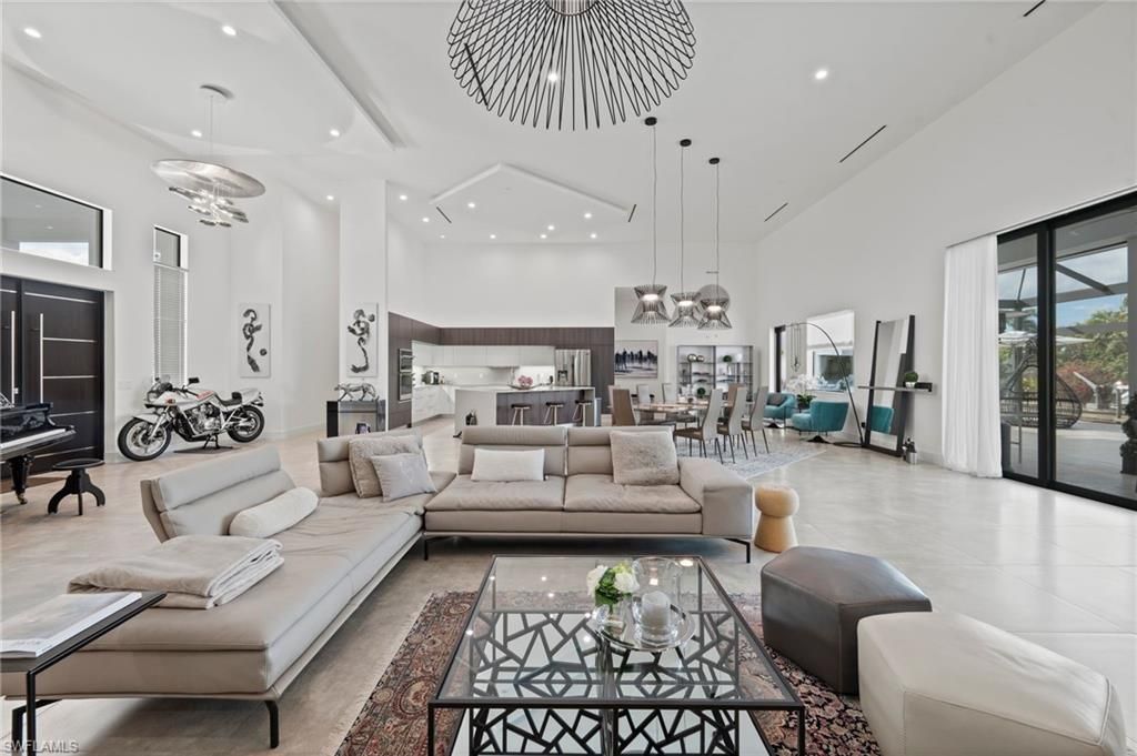 5324 Mayfair Ct, Cape Coral, FL 33904 Photo