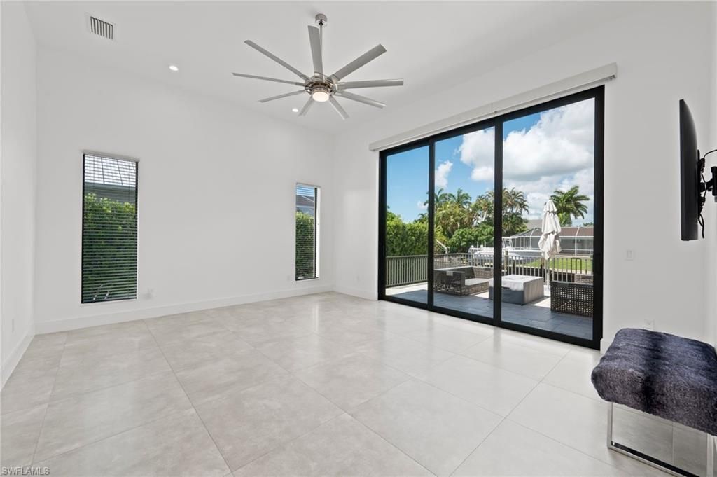 5324 Mayfair Ct, Cape Coral, FL 33904 Photo